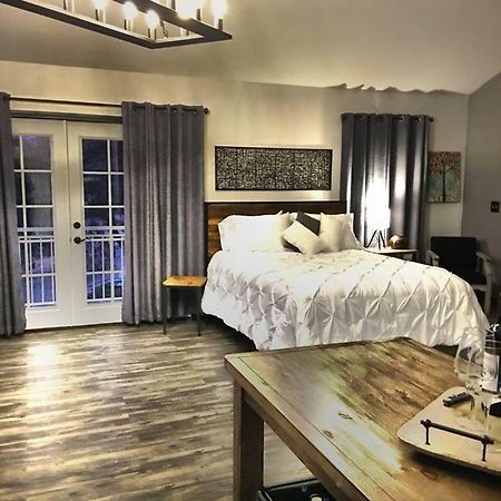 Papillon Cellars - The Loft Hotel Марипоса Екстериор снимка